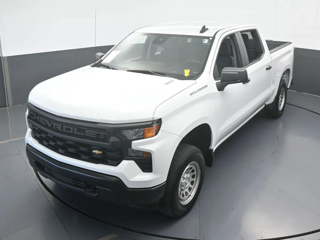 Used 2026 Summit White Chevrolet WT image 39