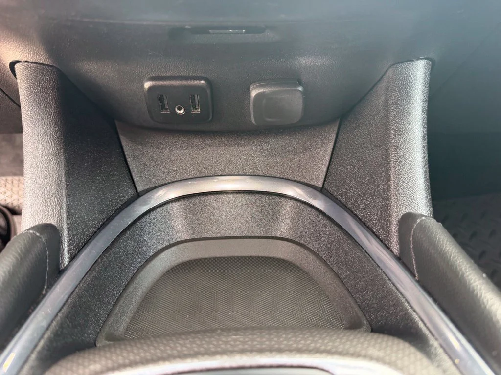 Used 2018 Red Chevrolet LT image 21