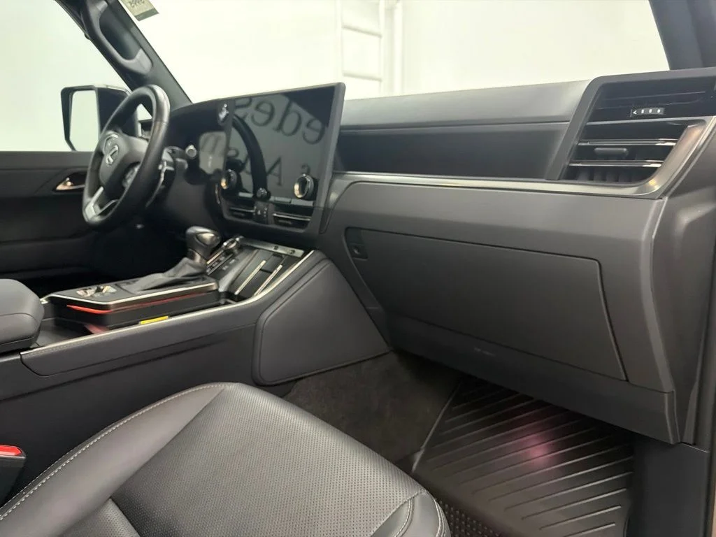 Used 2025 Black Lexus 550 Overtrail+ image 31