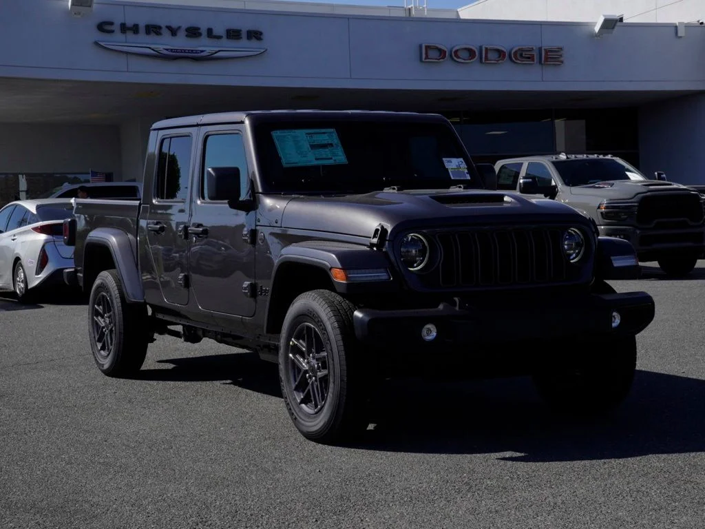 New 2026 Granite Crystal Metallic Clear-Coat Exterior Paint Jeep Sport S image 1