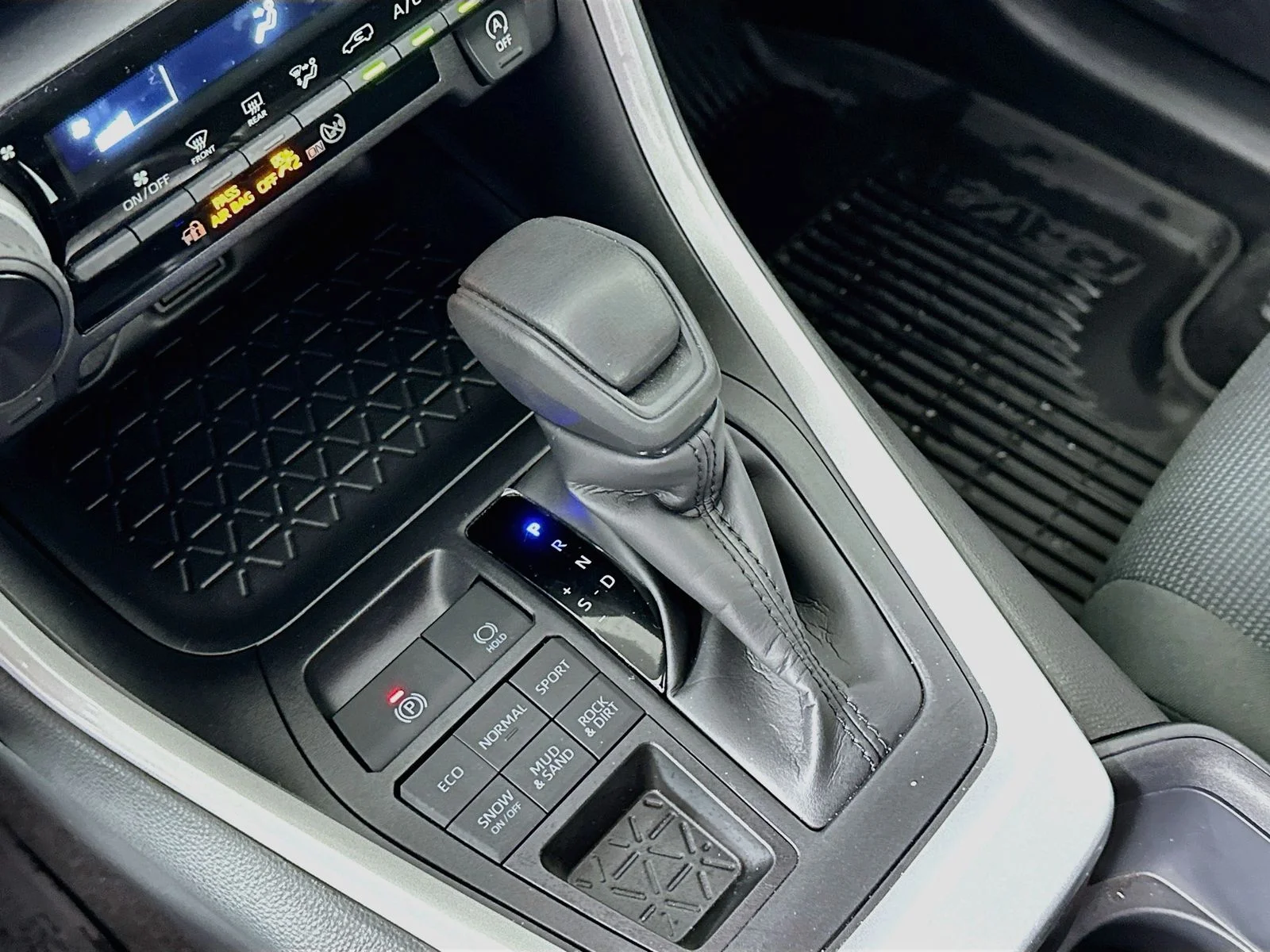 Certified Used 2025 Gray Toyota LE image 17