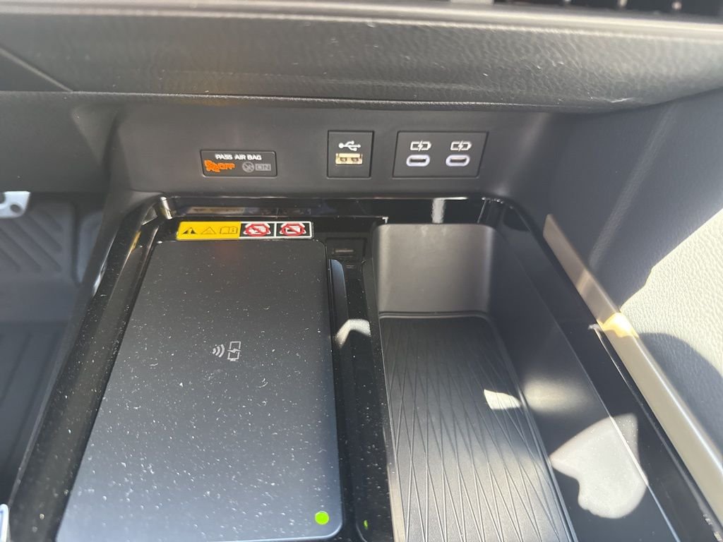 2026 Toyota Camry XSE - Photo 17