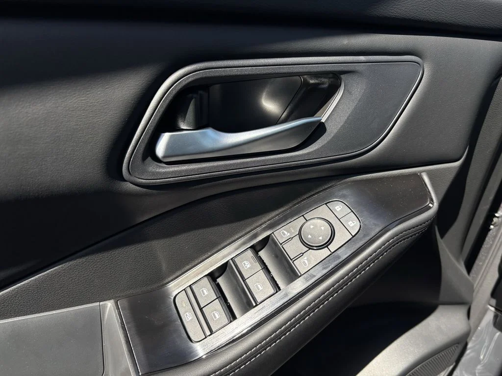New 2026 Gun Metallic Nissan SV image 18