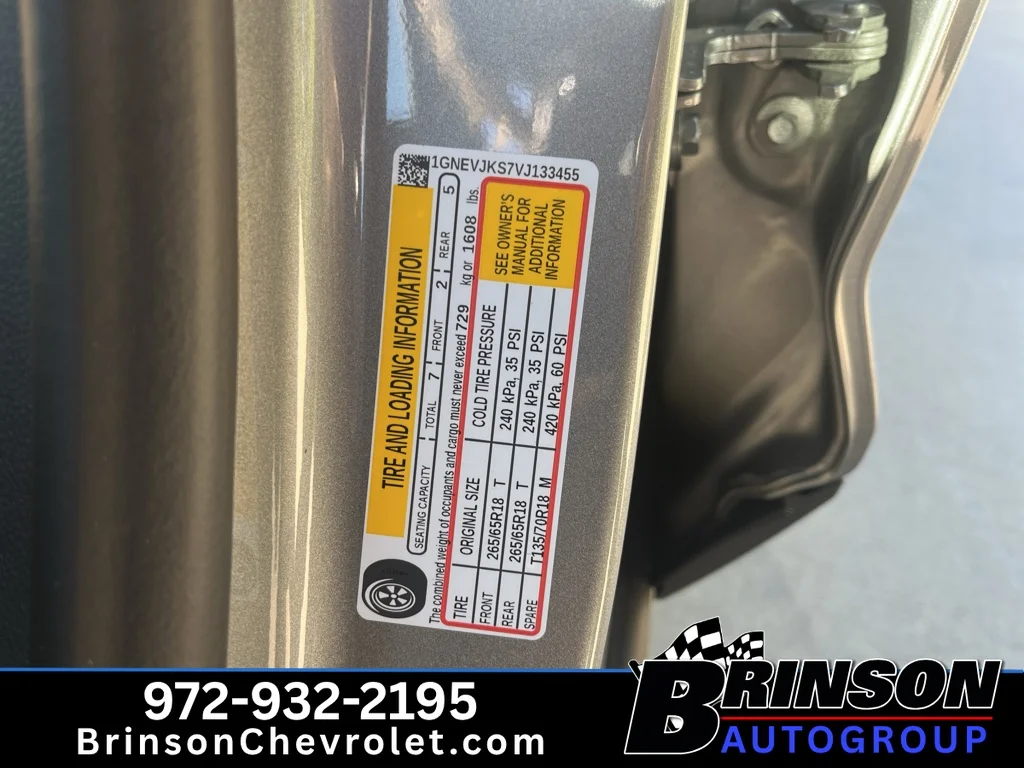 New 2027 Sterling Gray Metallic Chevrolet Z71 image 18