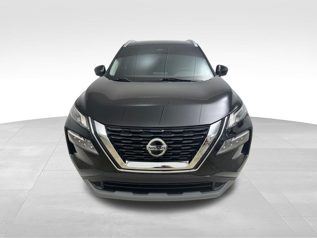 Used 2021 Black Nissan SV image 8