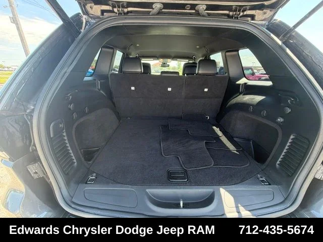 Used 2019 Gray Jeep Altitude image 26