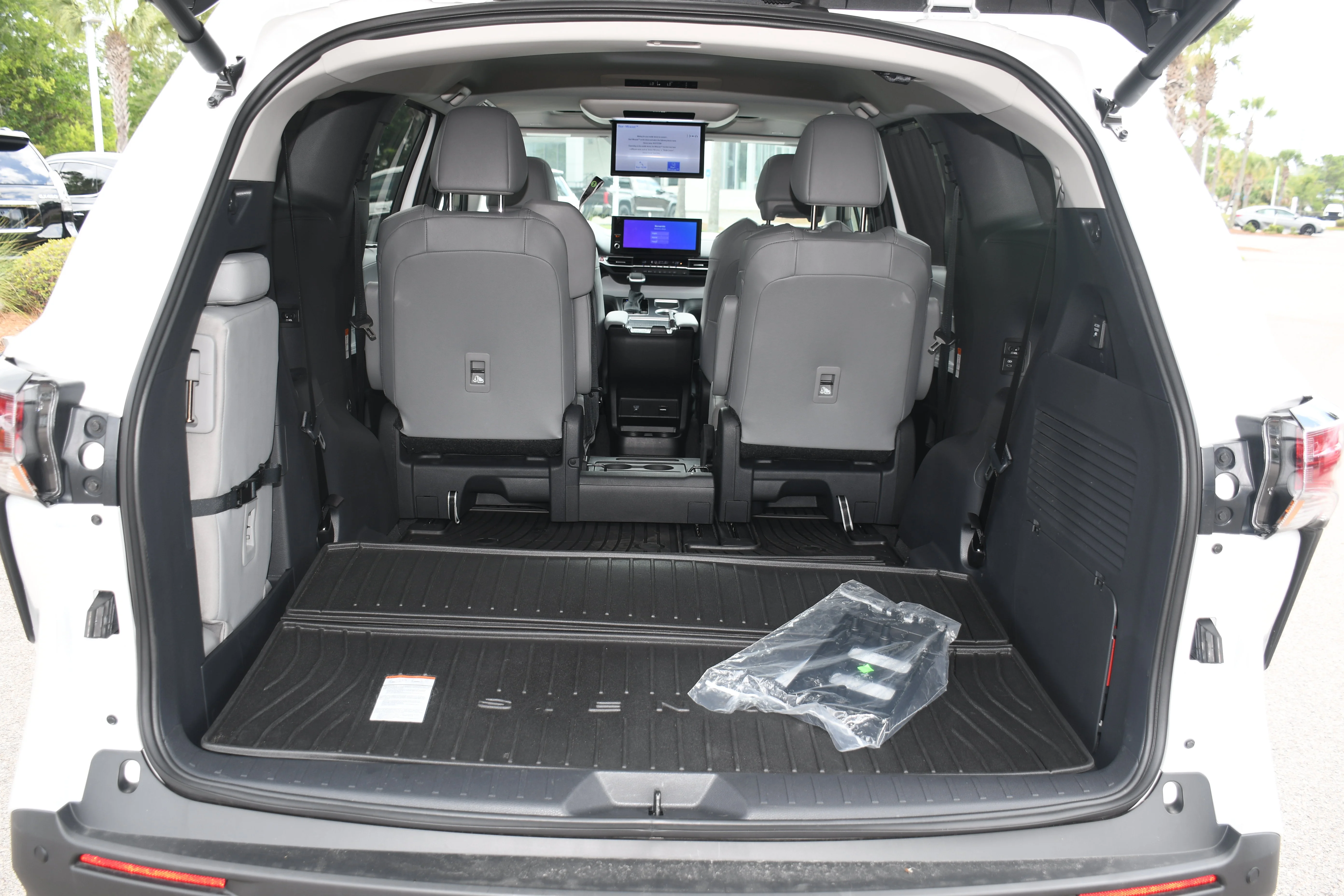 Used 2026 Beige Toyota XLE image 17