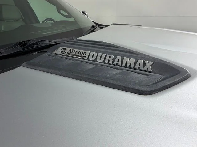 Used 2020 Silver Chevrolet LTZ image 7