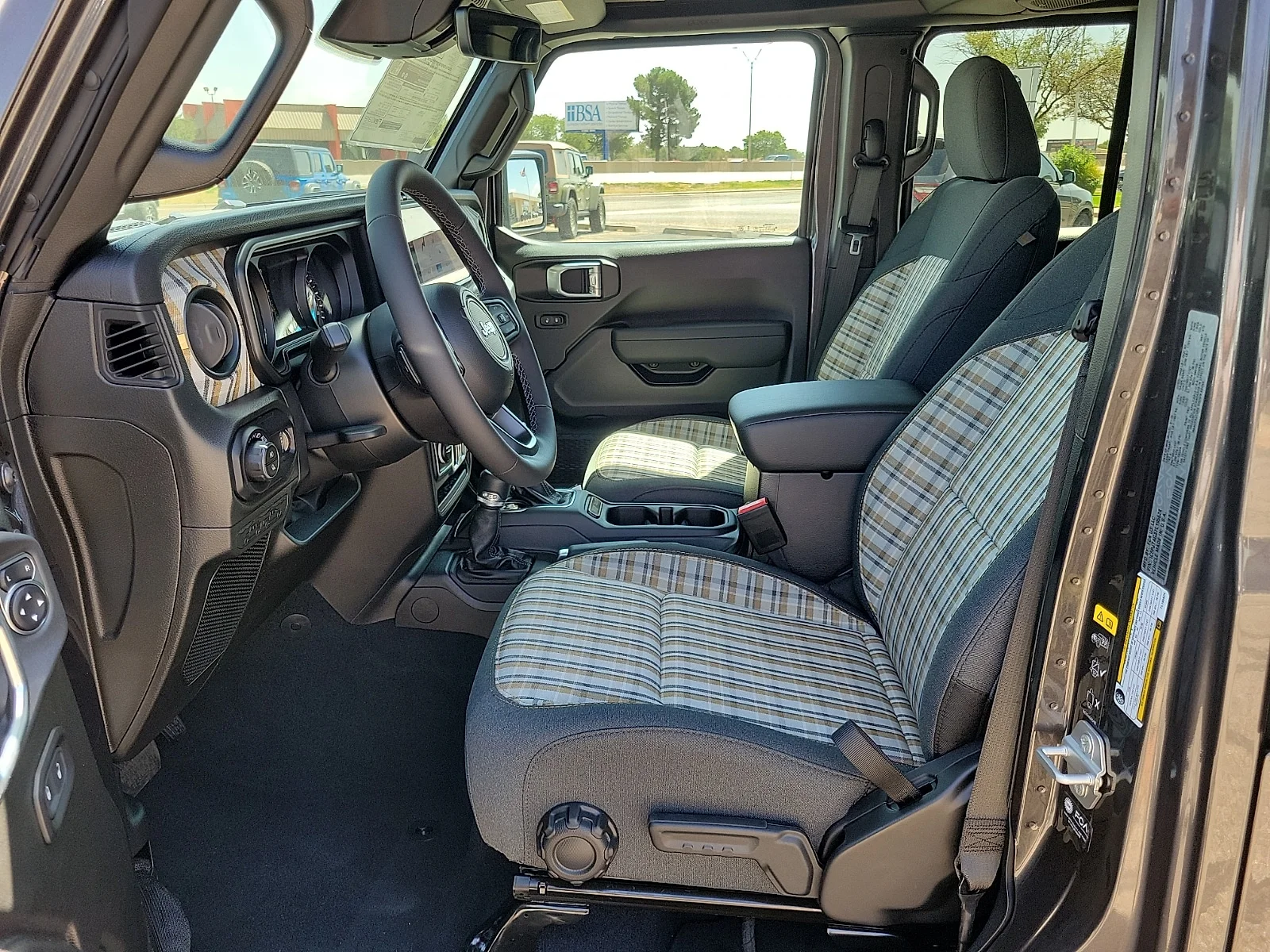 New 2026 Granite Crystal Jeep 85TH ANNIVERSARY EDITION 4X4 image 12