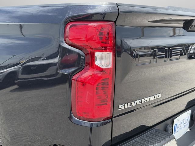 2022 Chevrolet Silverado 1500 LT - Photo 14