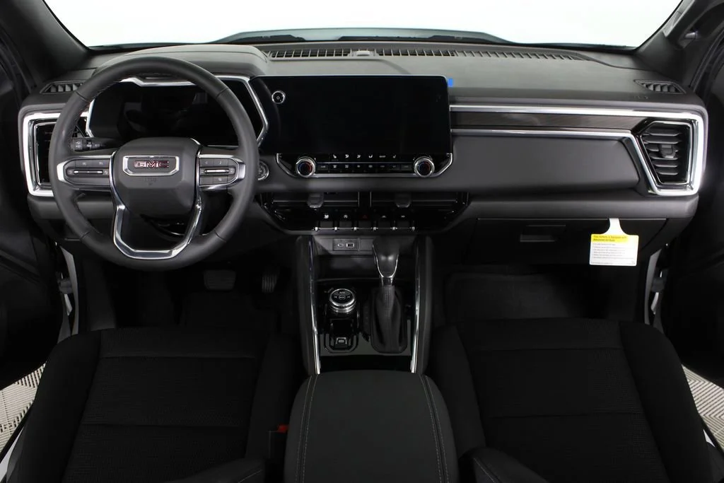 New 2026 Summit White GMC Elevation image 24