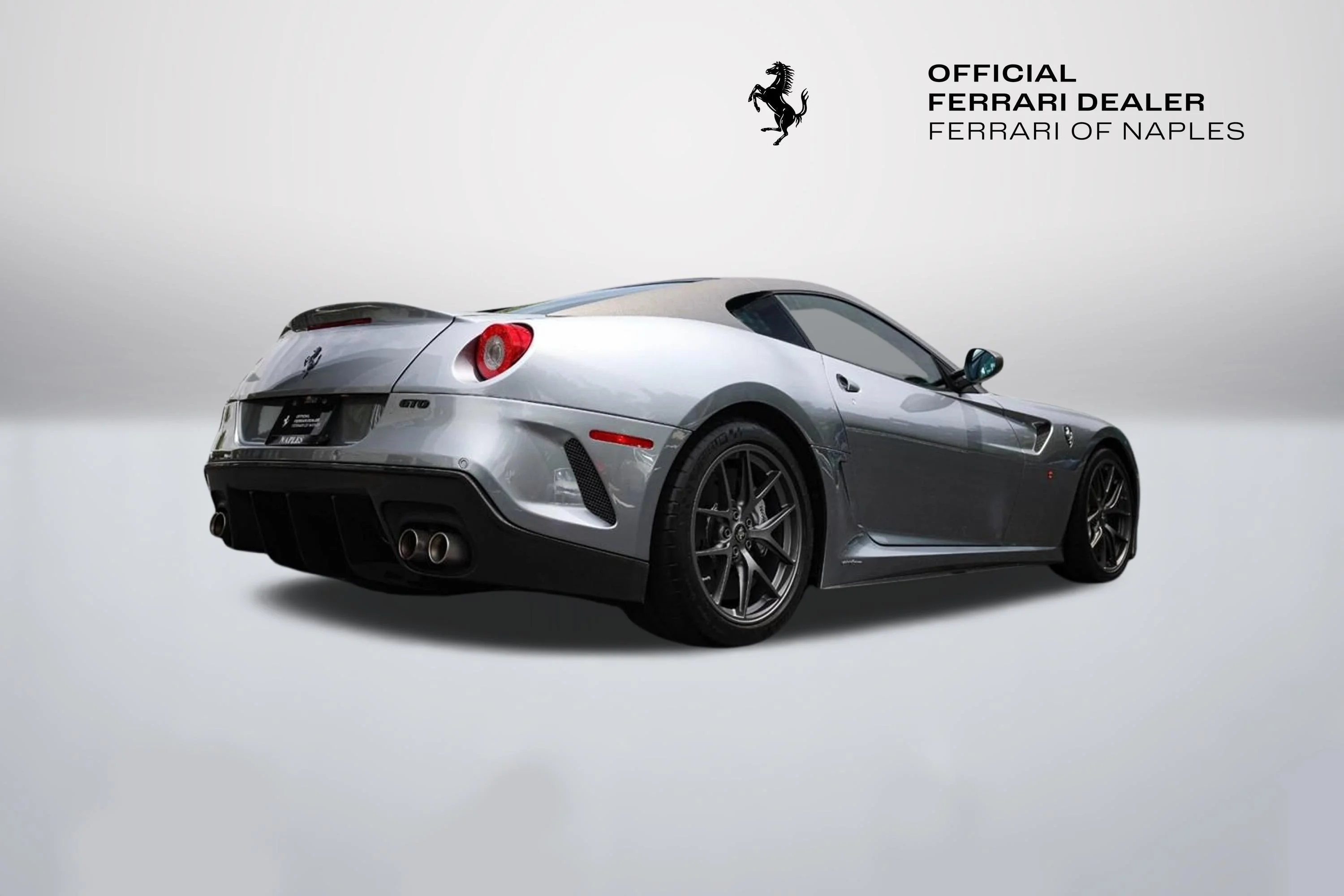 Used 2011 Grigio Titanio Metall Ferrari Base image 3