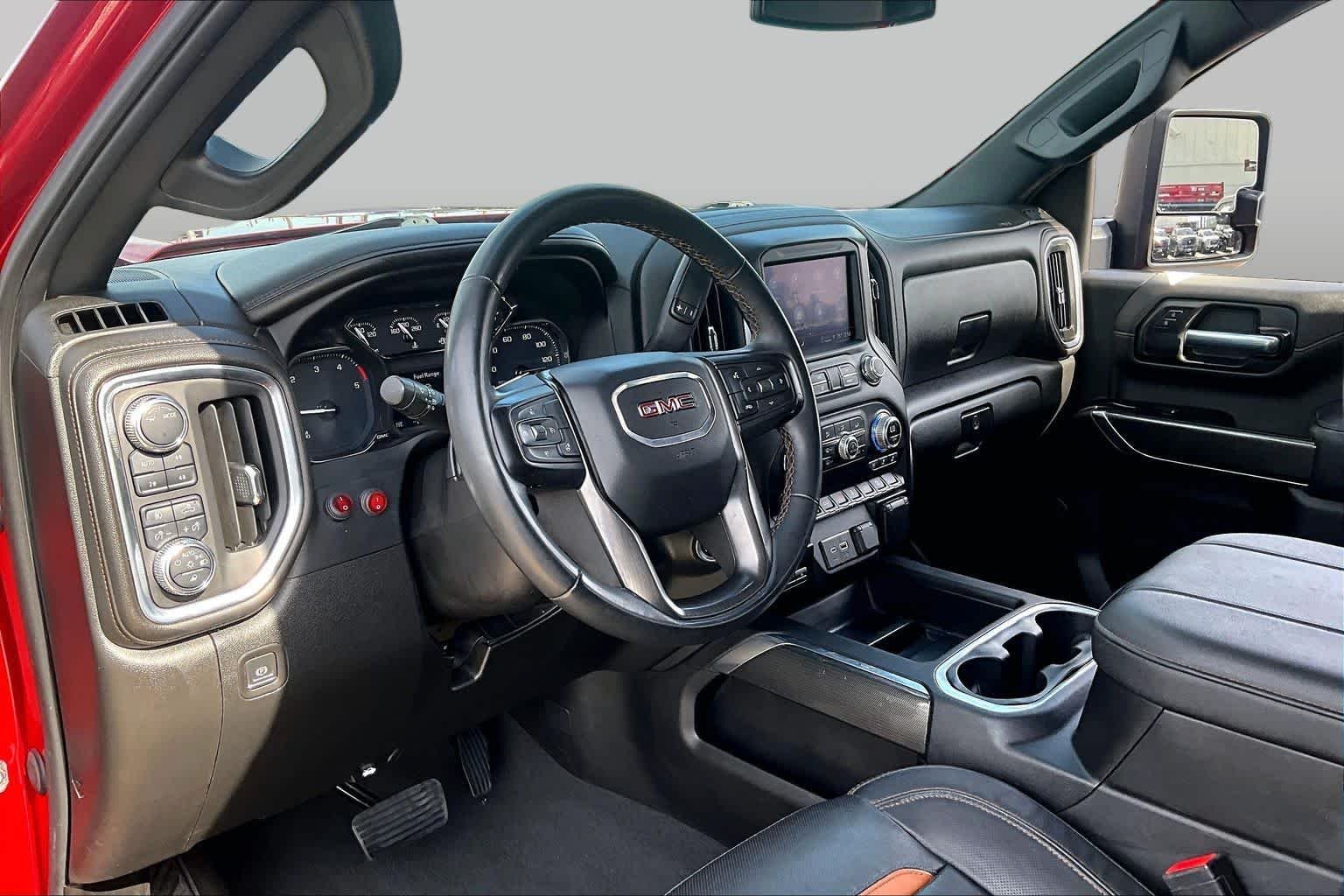 Used 2023 CAYENNE RED TINTCOAT GMC AT4 image 18