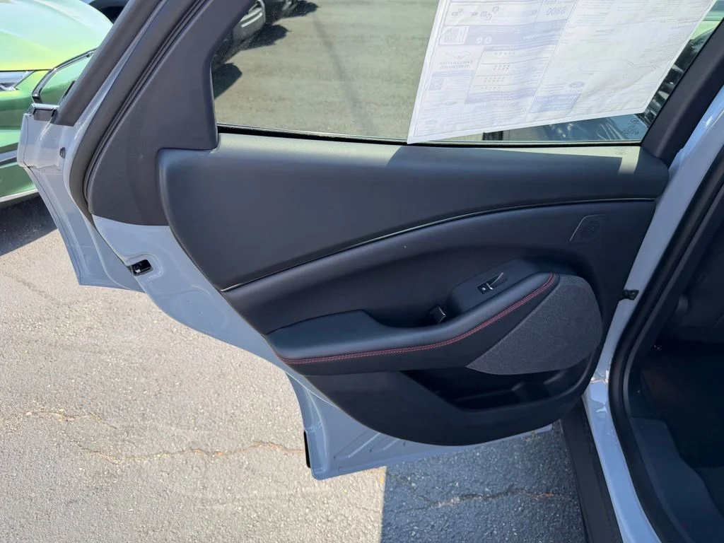 New 2026 Glacier Gray Metallic Tri-coat Ford Premium image 15