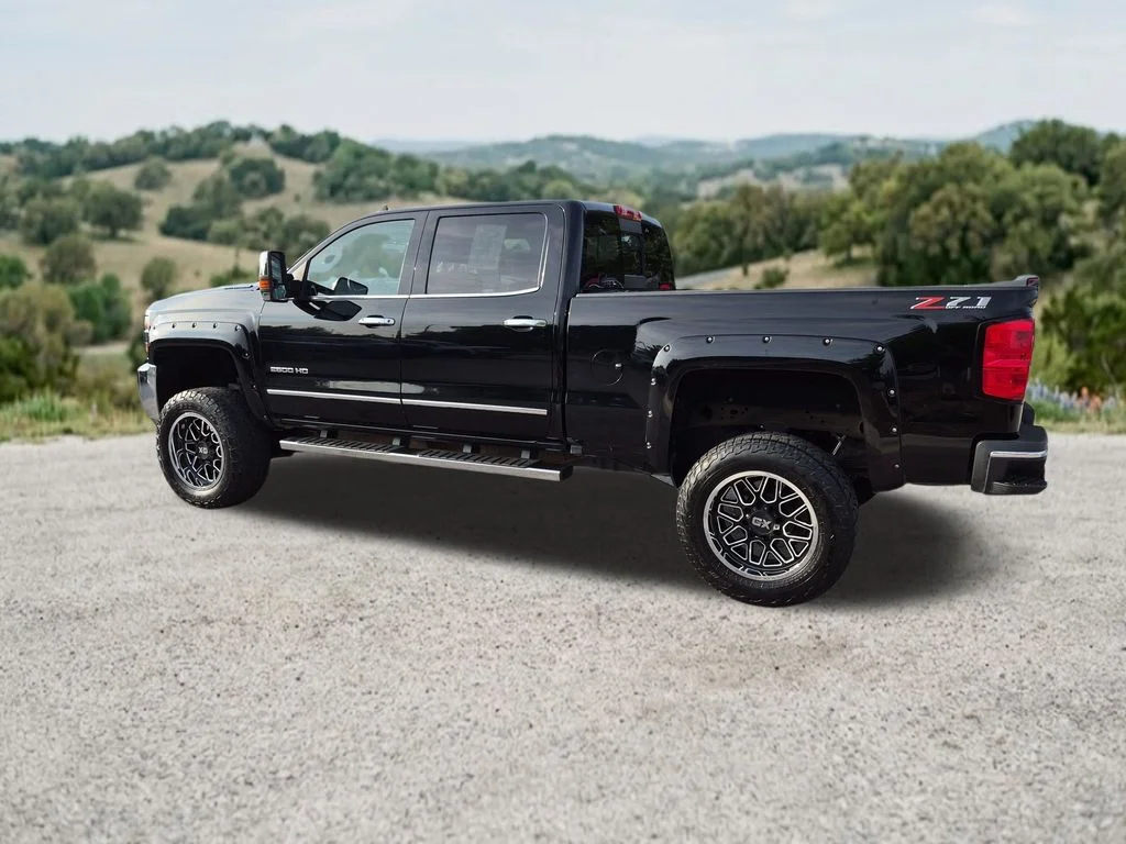 Used 2018 Black Chevrolet LTZ image 7