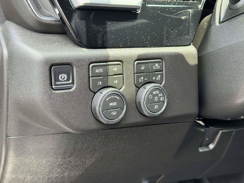 Used 2026 Black Chevrolet LT image 10