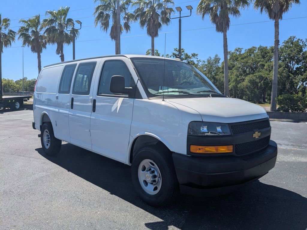 2025 Chevrolet Express Cargo Work Van - Photo 2