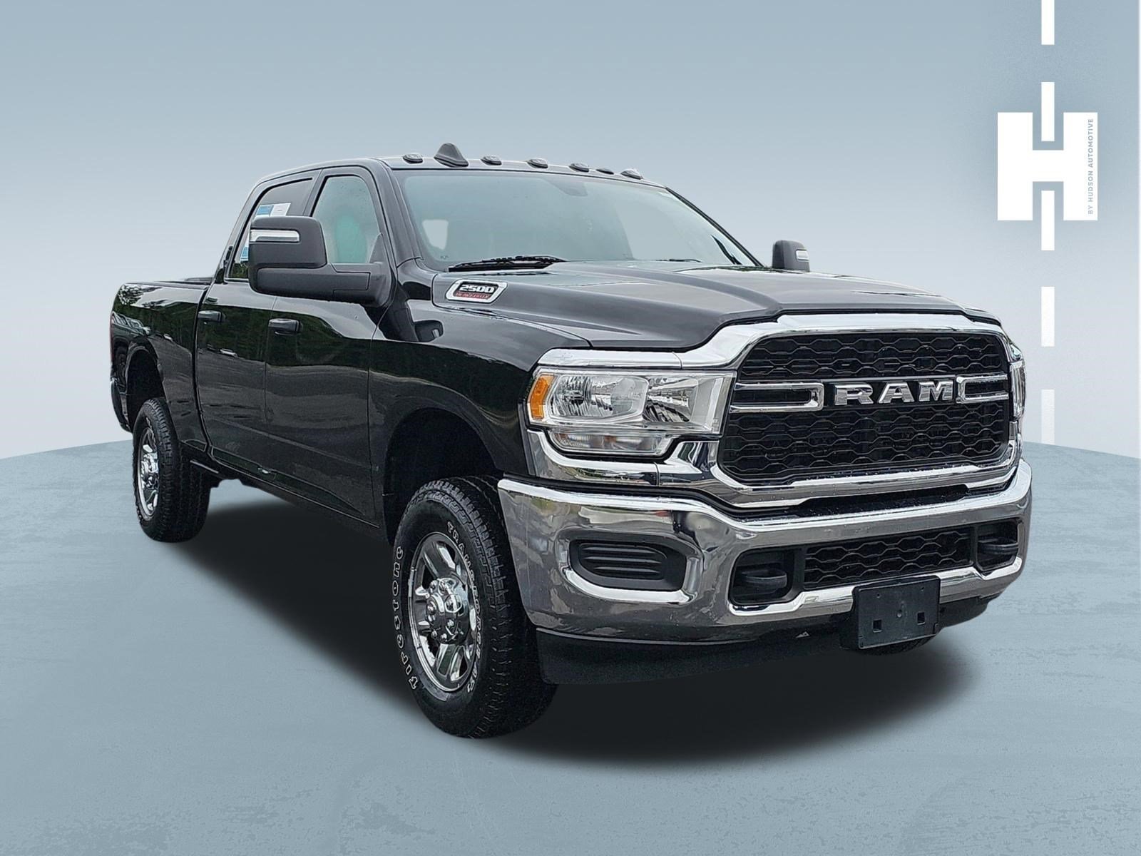 2023 RAM 2500 Tradesman 4X4 Crew Cab SWB's photo