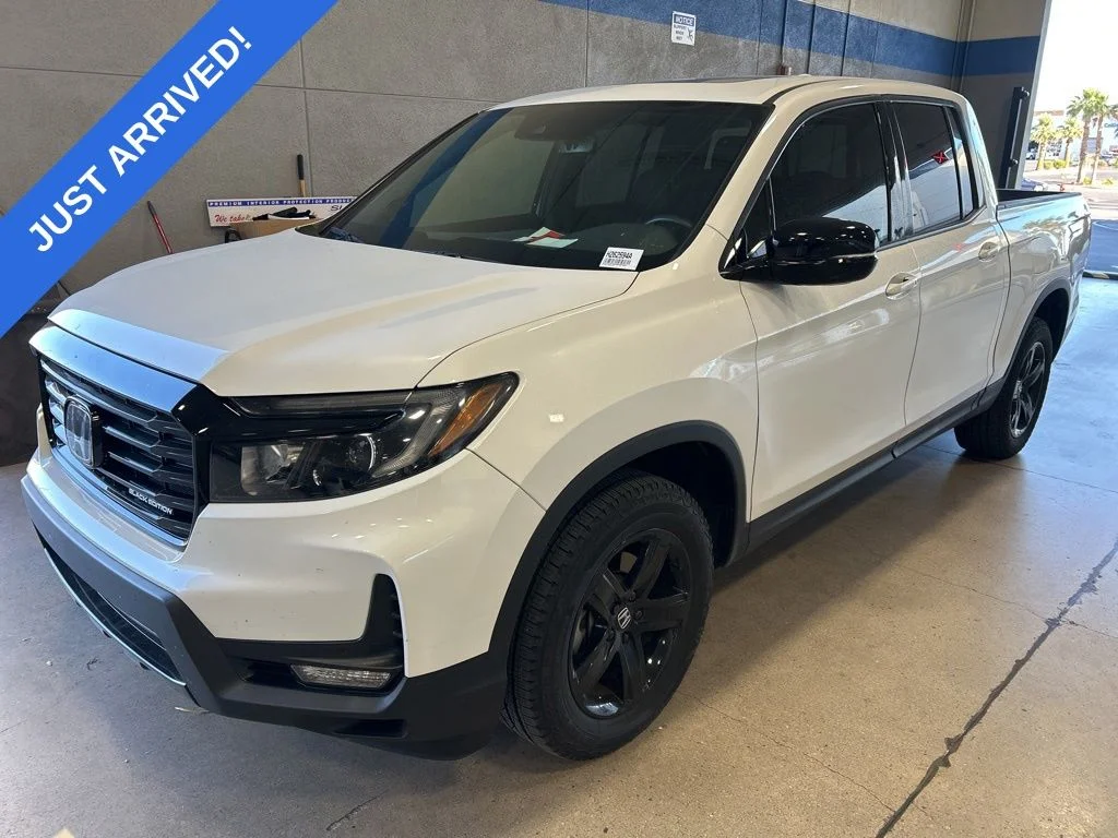 2023 Honda Ridgeline Black Edition's photo