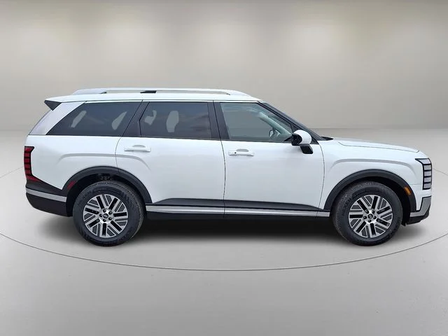 New 2026 White Hyundai SEL image 8
