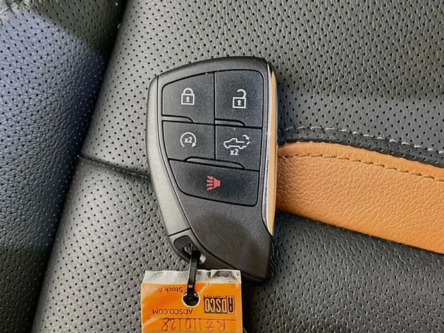 Used 2024 Black GMC AT4 image 33