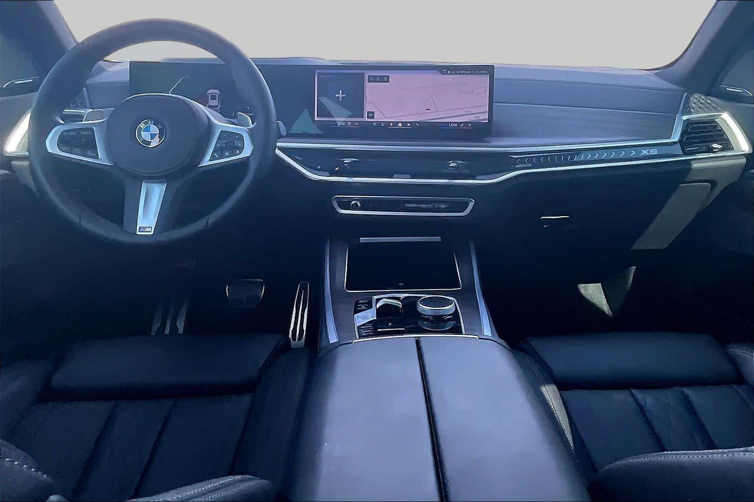 Used 2024 Mineral White Metallic BMW sDrive40i image 14
