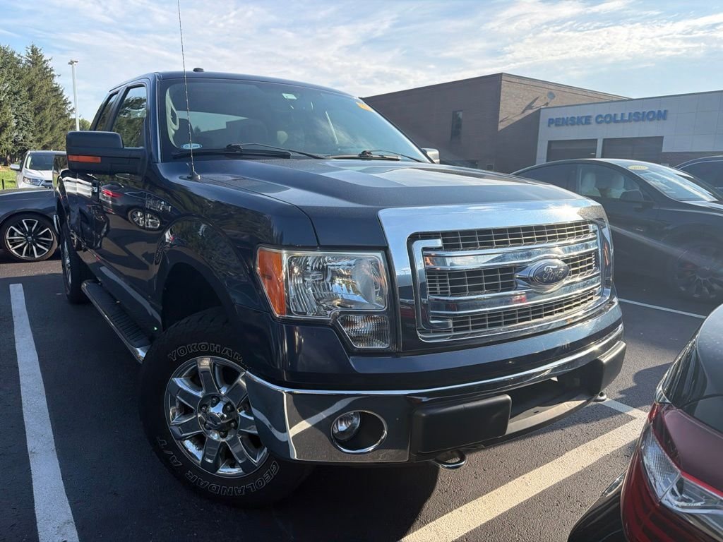Used 2013 Blue Ford XLT image 4
