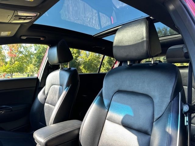 Used 2021 Hyper Red Kia SX image 13