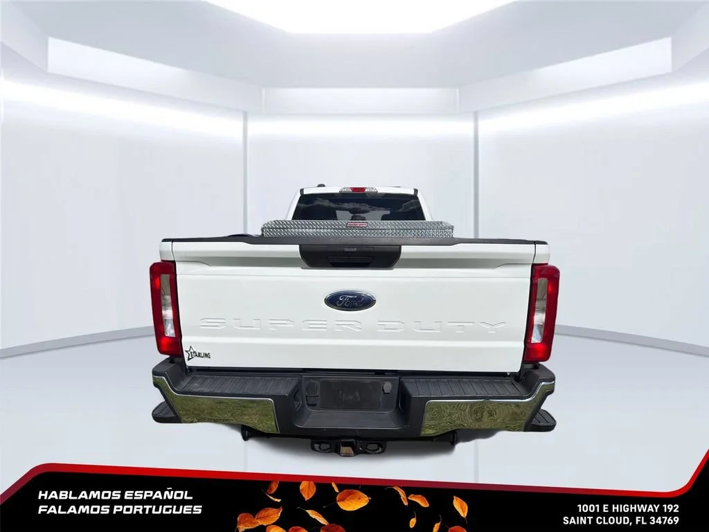 Used 2023 White Ford XL image 4