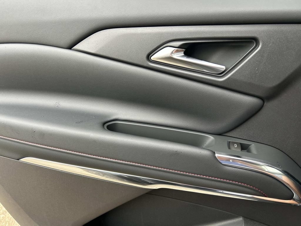 New 2026 Mosaic Black Metallic Chevrolet Z71 image 14