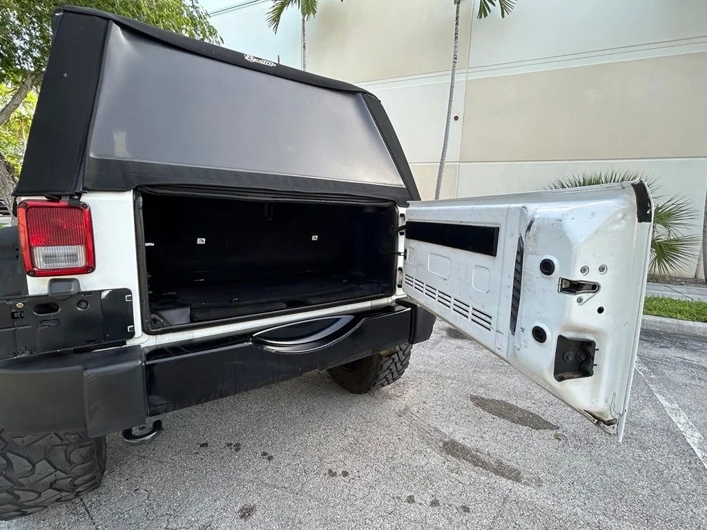 Used 2017 White Jeep Sport image 29