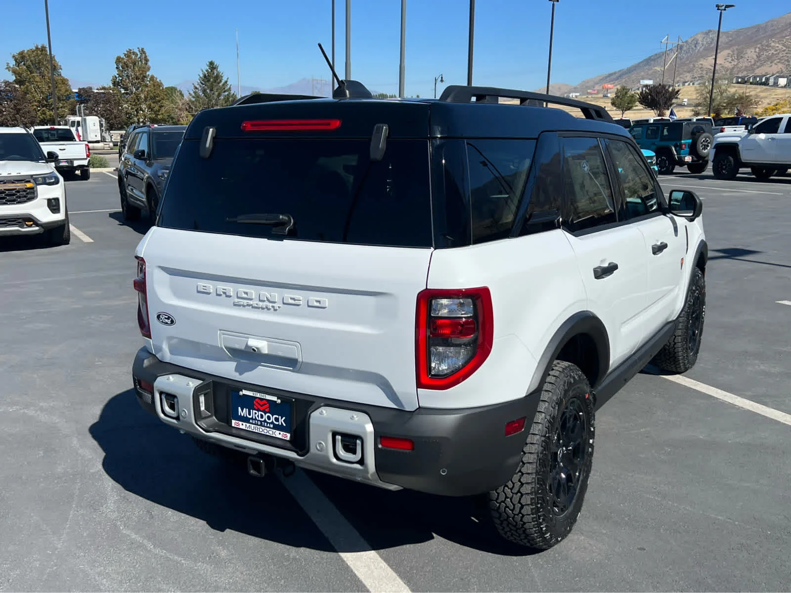 New 2026 Oxford White Ford Badlands® image 8
