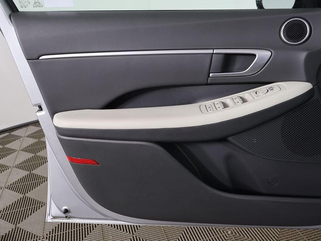 Certified Used 2024 Silver Hyundai SEL image 19