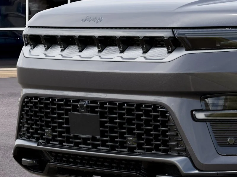 New 2026 Baltic-Gray Metallic Clear-Coat Exterior Paint Jeep  image 40