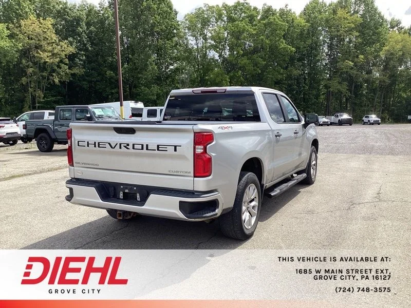 Used 2021 Silver Chevrolet Custom image 7