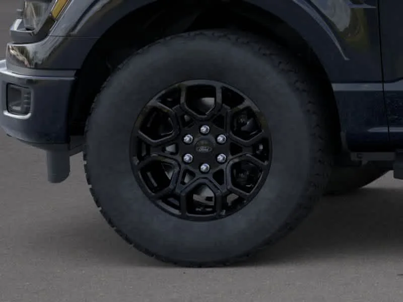New 2026 Agate Black Metallic Ford XLT image 19