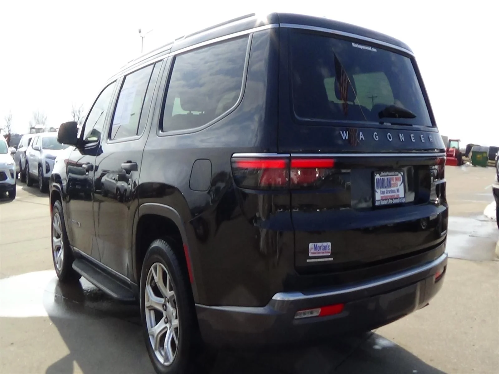 Certified Used 2023 Diamond Black Crystal Pearl Coat (pxj) Jeep Series II image 8