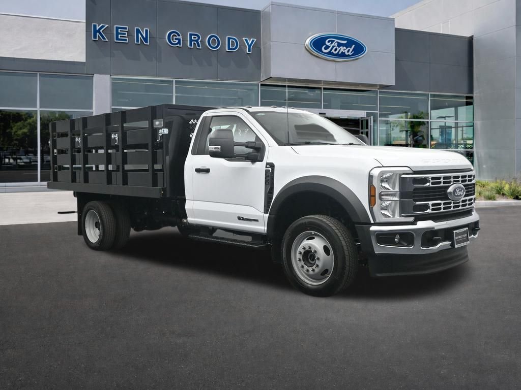 2025 Ford F-550 Super Duty Chassis Cab