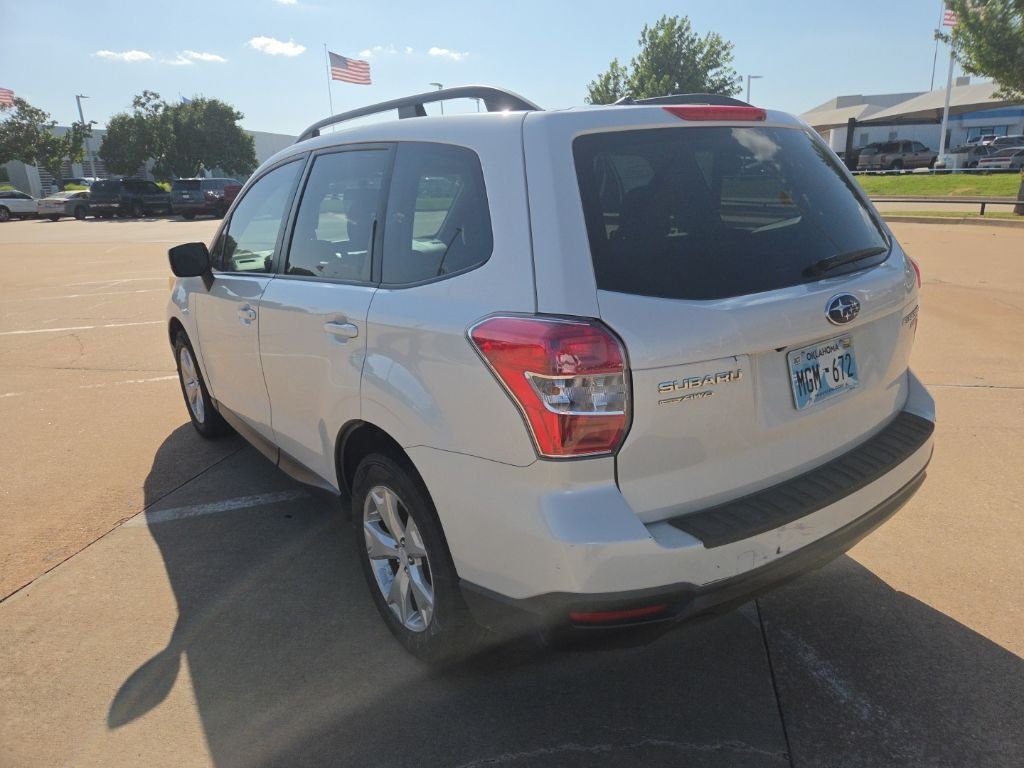 Used 2015 White Subaru 2.5i Premium image 6