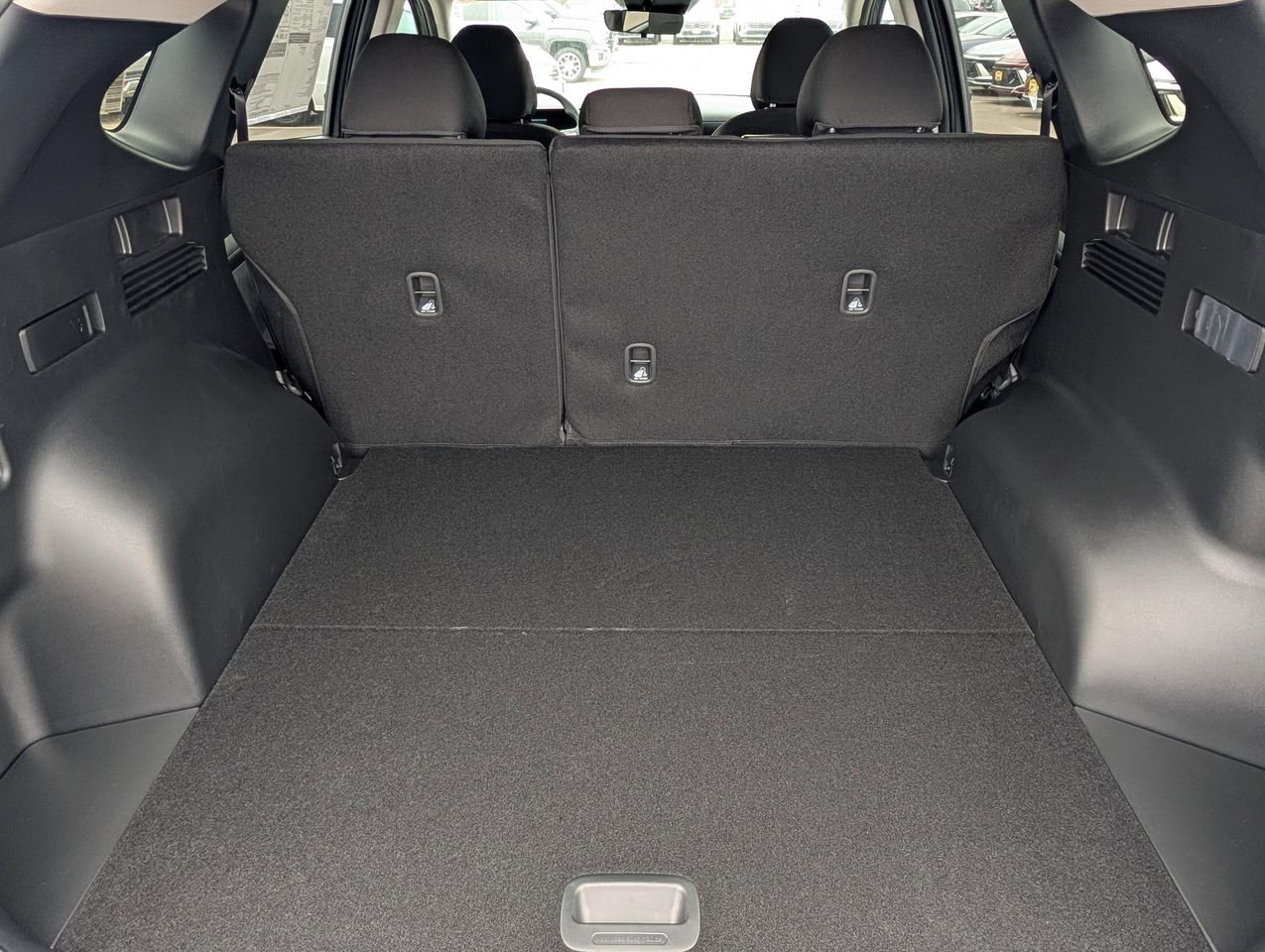 New 2026 Hampton Gray Hyundai SEL image 6