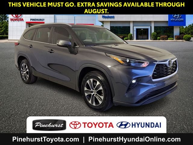 Used 2023 Gray Toyota XLE image 1