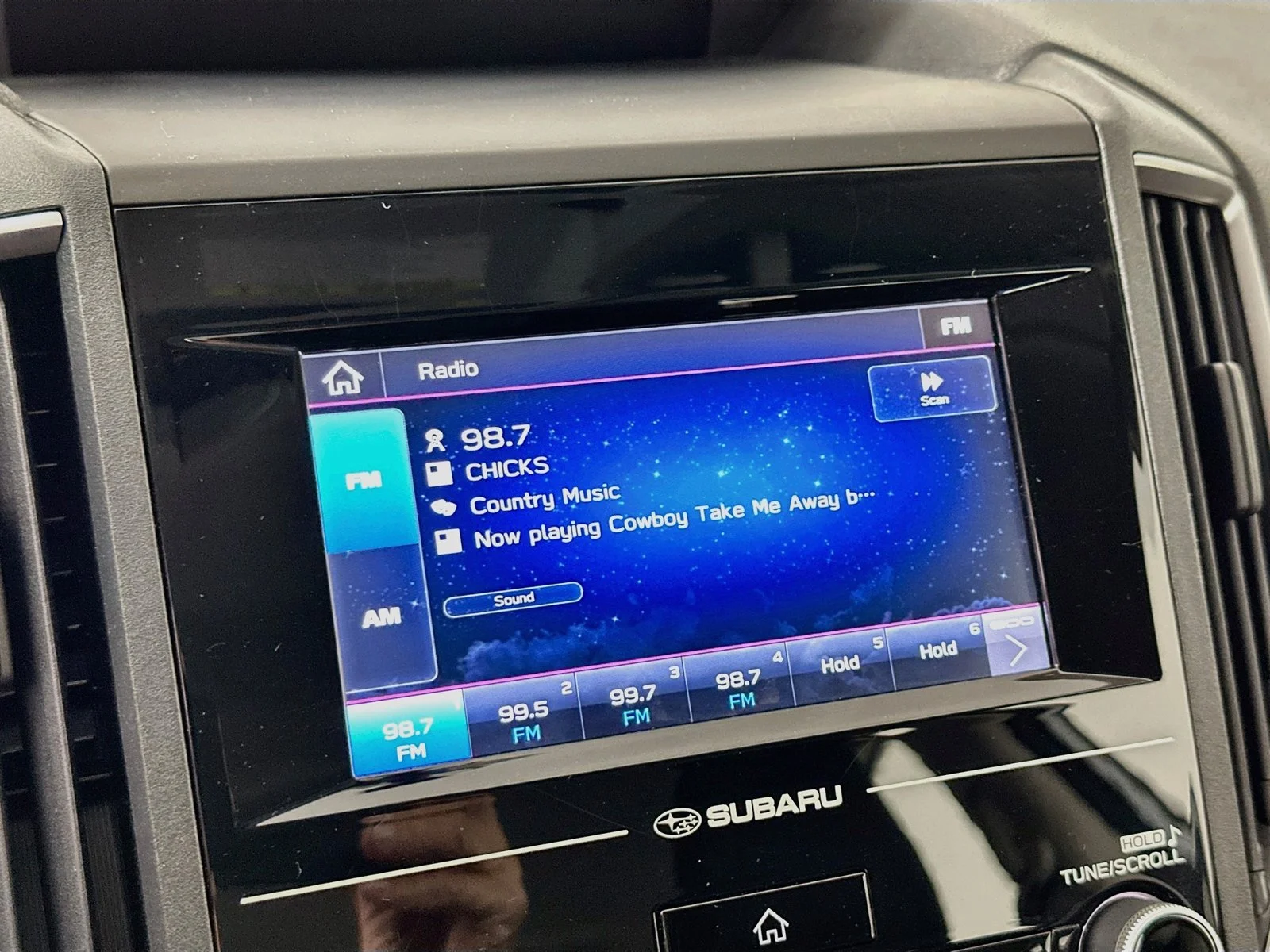 Used 2019 Ice Silver Metallic Subaru 2.0i image 14