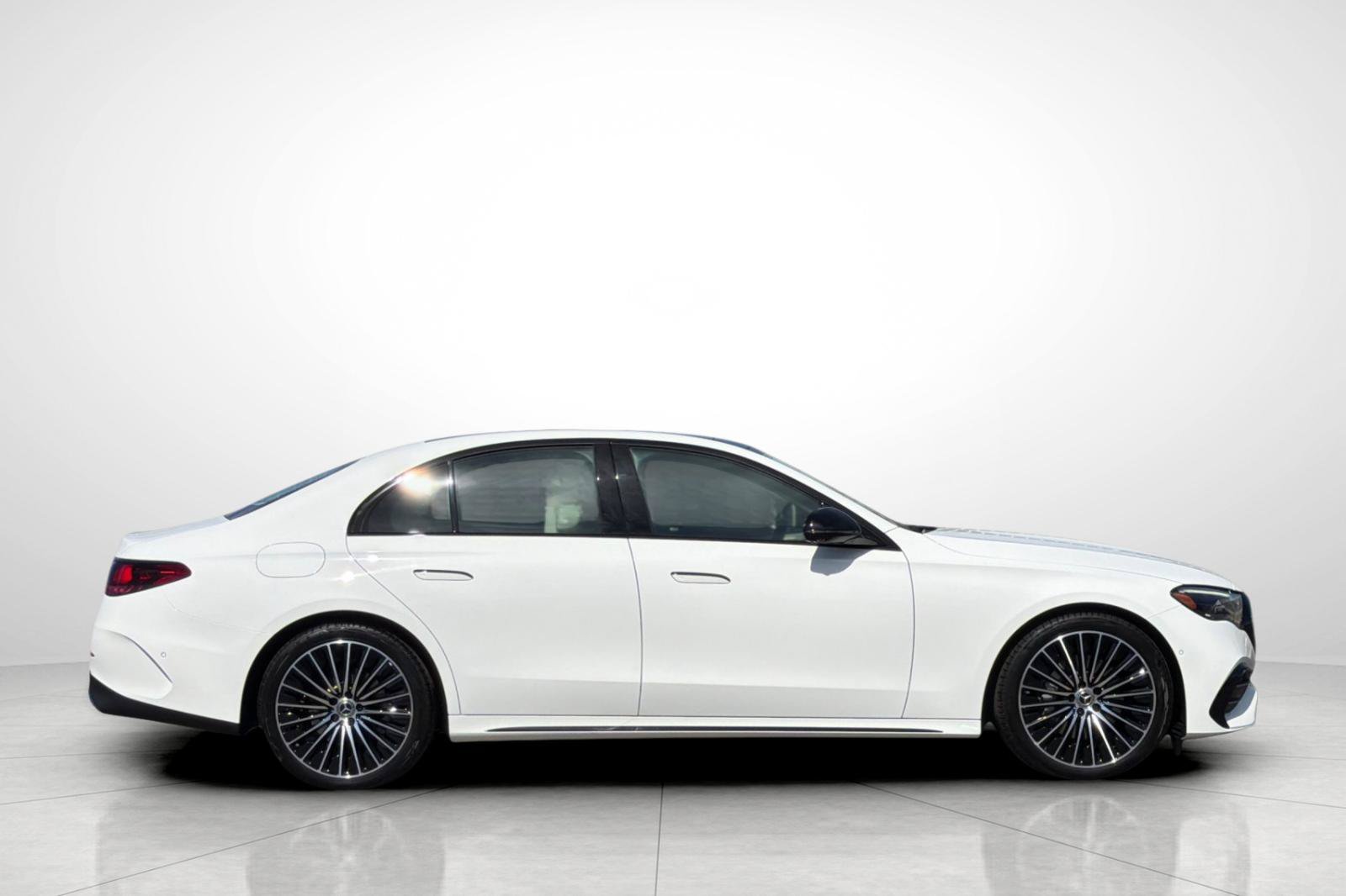 New 2027 Polar White Mercedes-Benz E 350 image 33