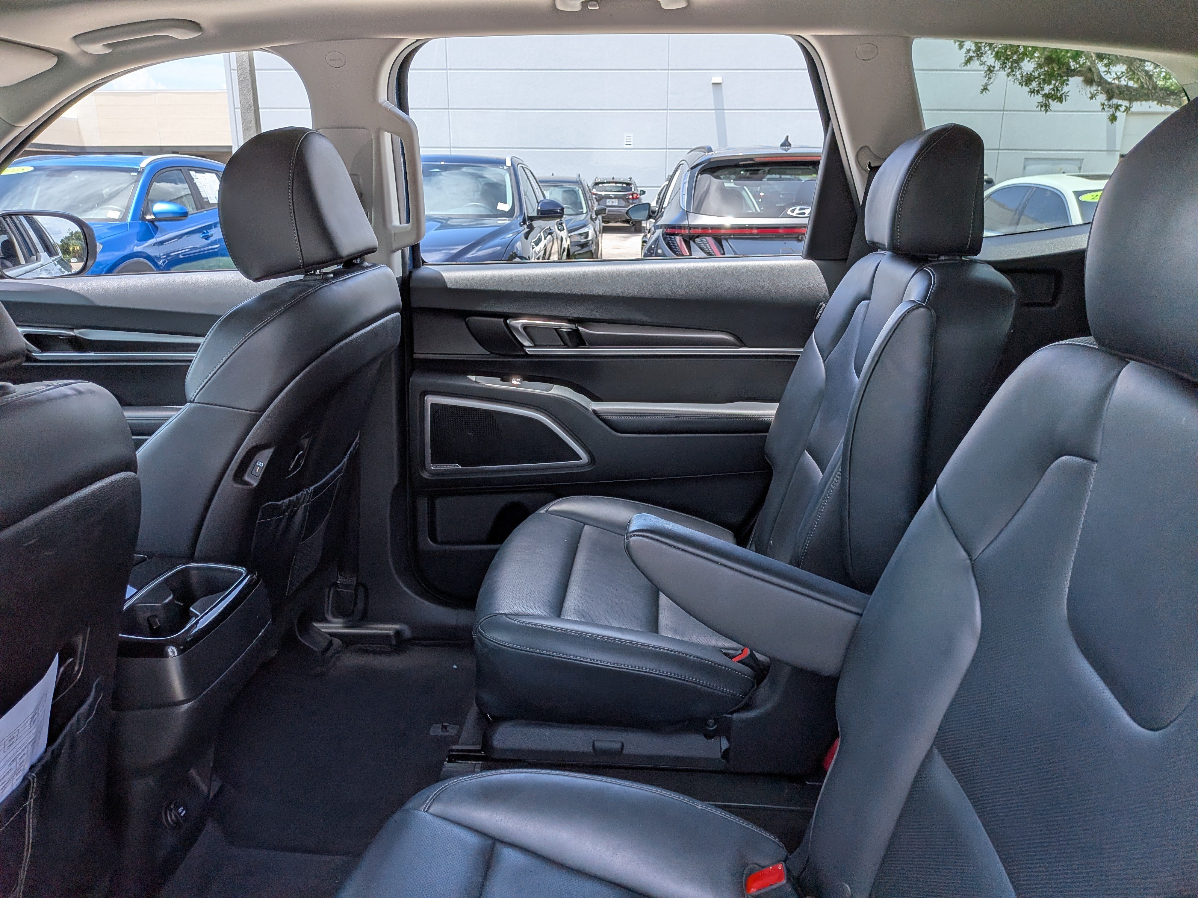 Used 2025 Midnight Lake Blue Kia S image 15