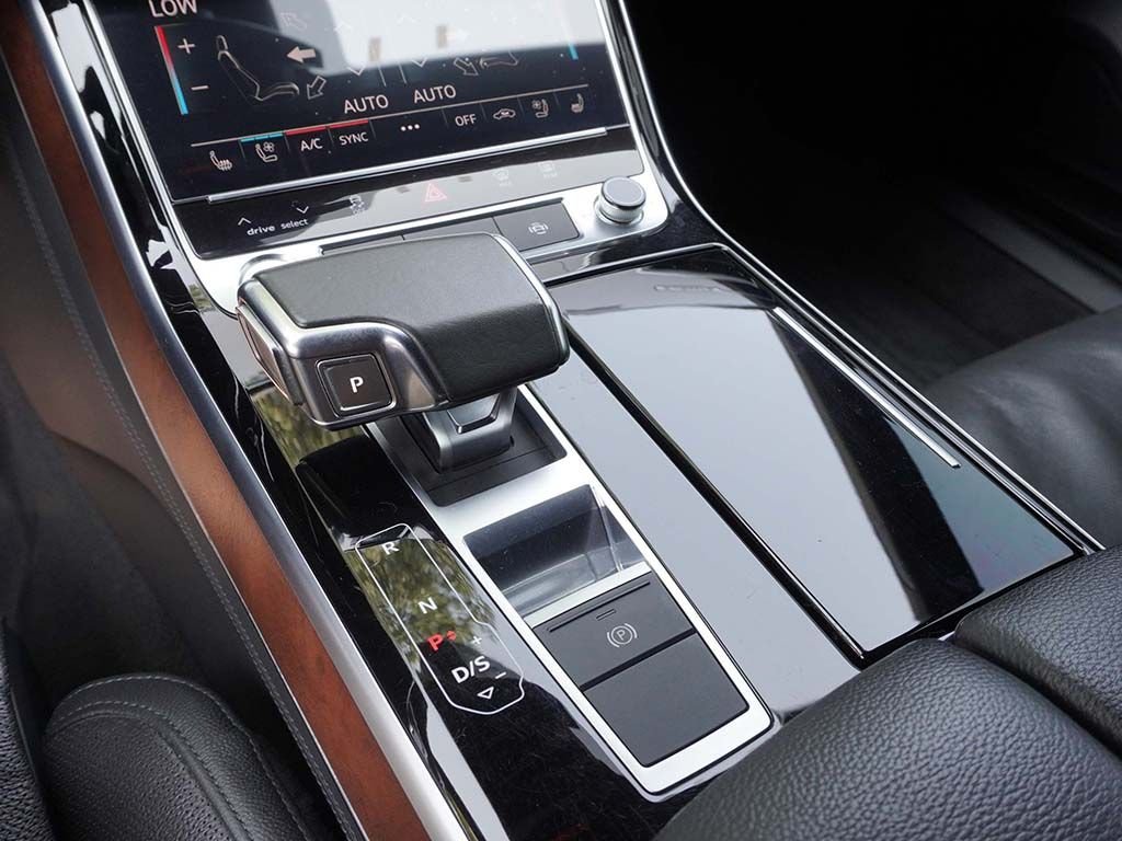 Used 2020 Black Audi 4.0 image 56