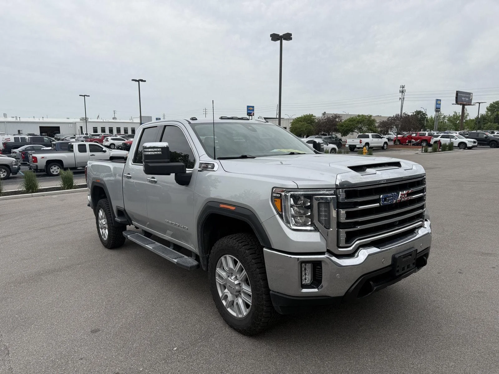 2021 GMC Sierra 4WD Double Cab Standard Box SLT's photo