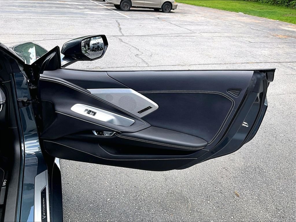 Used 2020 Shadow Gray Metallic Chevrolet Stingray image 12