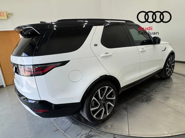 Used 2024 White Land Rover Dynamic SE image 39