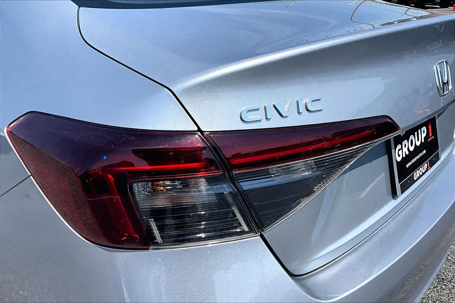 Used 2025 Solar Silver Metallic Honda Sport image 28