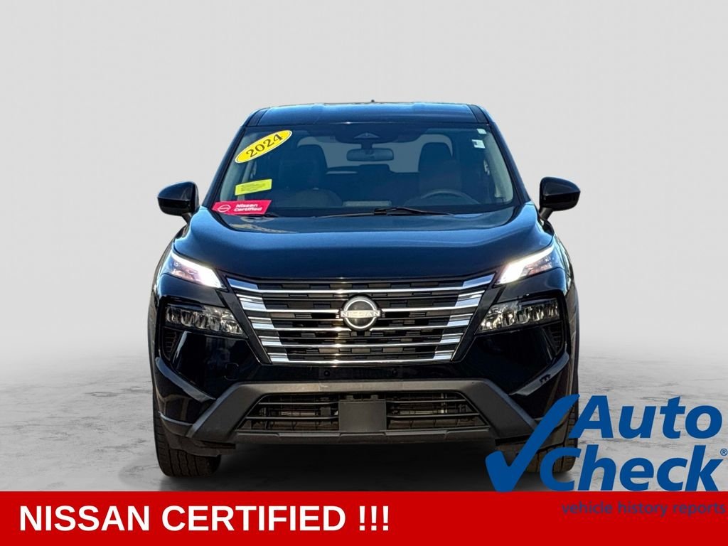 Used 2024 Black Nissan SV image 2